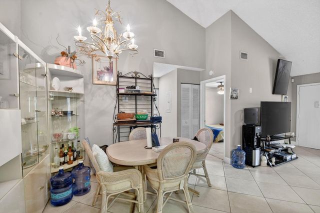 4191 S 57th Avenue G Avenue, Greenacres, FL 33463