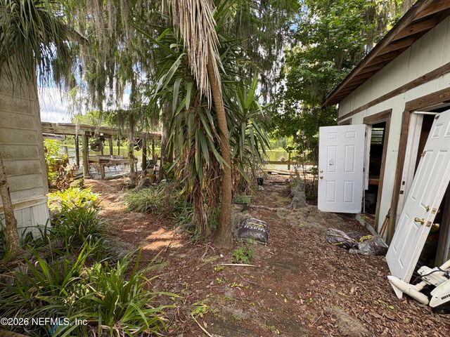 161 SMITH Lane, Satsuma, FL 32189