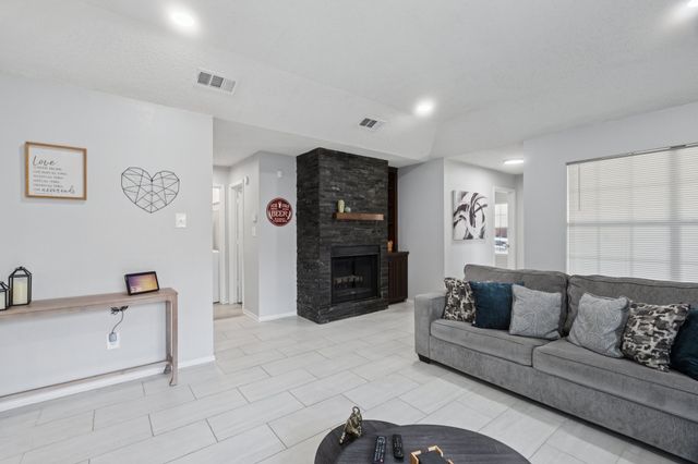 9780 Windy Ridge Road, Frisco, TX 75033