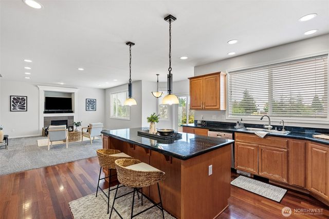 2131 Huntington Loop SE, Olympia, WA 98513
