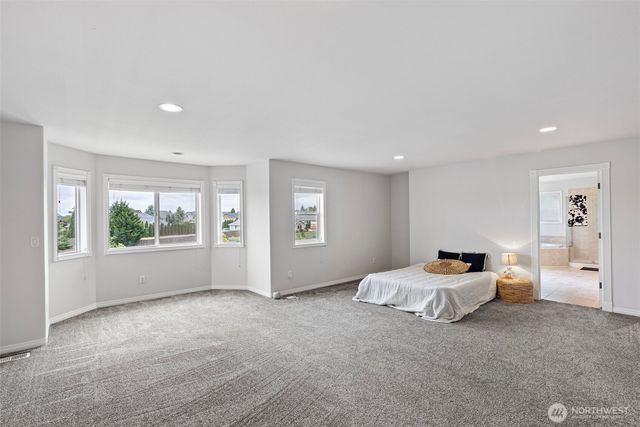 2131 Huntington Loop SE, Olympia, WA 98513