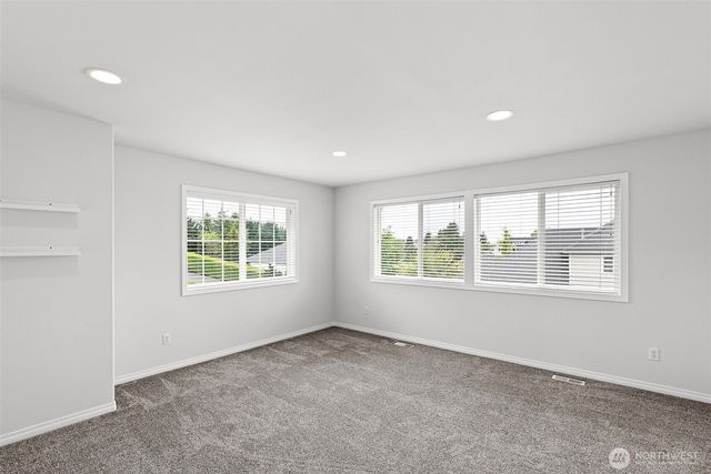 2131 Huntington Loop SE, Olympia, WA 98513