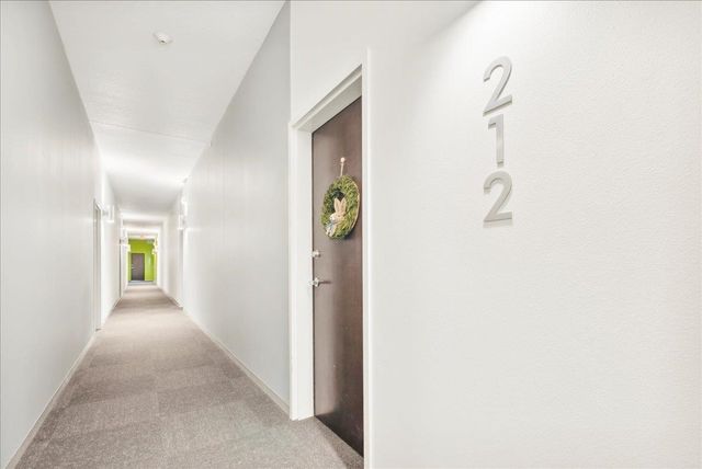 250 State St Apt 212, Cedar Falls, IA 50613