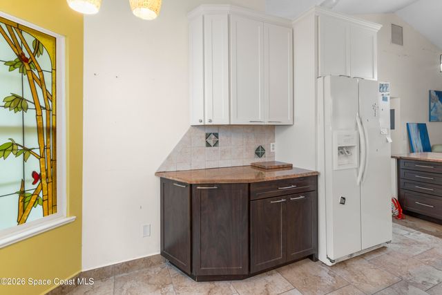1965 Westminster Circle 2, Vero Beach, FL 32966