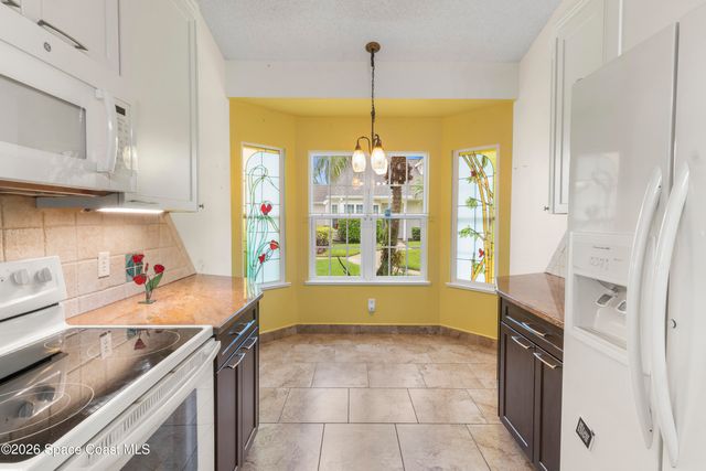 1965 Westminster Circle 2, Vero Beach, FL 32966