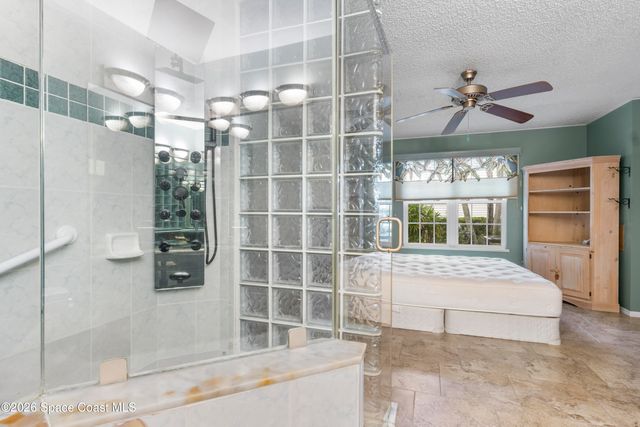 1965 Westminster Circle 2, Vero Beach, FL 32966