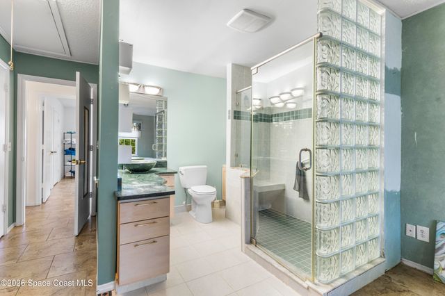 1965 Westminster Circle 2, Vero Beach, FL 32966