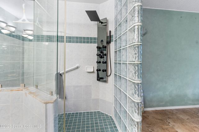 1965 Westminster Circle 2, Vero Beach, FL 32966