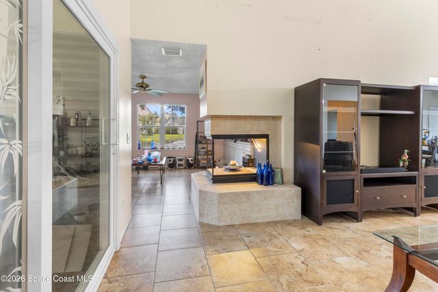 1965 Westminster Circle 2, Vero Beach, FL 32966