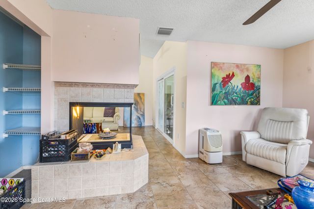 1965 Westminster Circle 2, Vero Beach, FL 32966