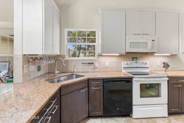 1965 Westminster Circle 2, Vero Beach, FL 32966