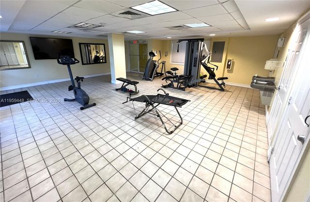 101 Sidonia Ave 304, Coral Gables, FL 33134