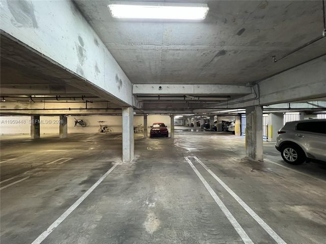 101 Sidonia Ave 304, Coral Gables, FL 33134