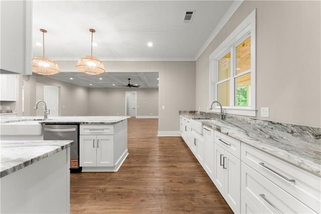 412 Jess Hunt Road, Cleveland, GA 30528