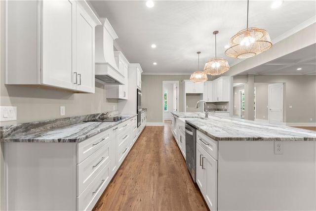 412 Jess Hunt Road, Cleveland, GA 30528