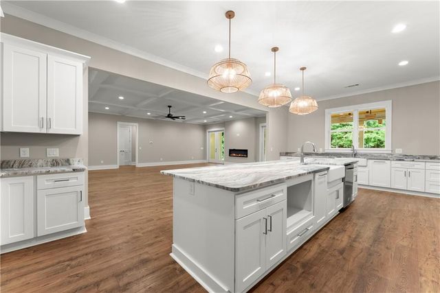412 Jess Hunt Road, Cleveland, GA 30528