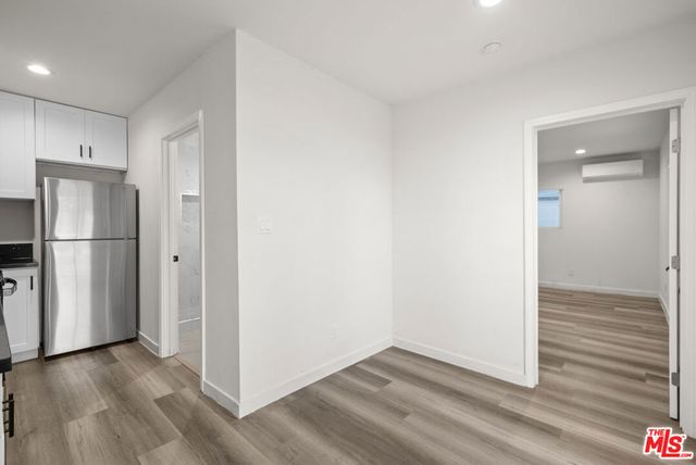 1558 N Kenmore Avenue, Los Angeles, CA 90027