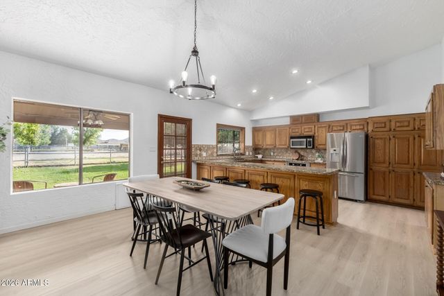 19003 E VIA DE ARBOLES --, Queen Creek, AZ 85142