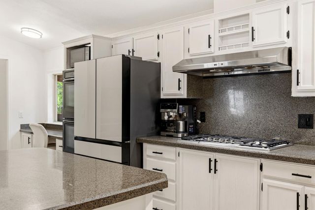 3560 Mining Brook Rd, Placerville, CA 95667