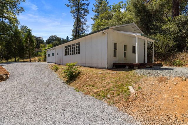 3560 Mining Brook Rd, Placerville, CA 95667