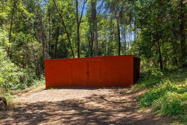 3560 Mining Brook Rd, Placerville, CA 95667