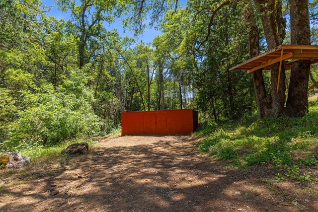 3560 Mining Brook Rd, Placerville, CA 95667