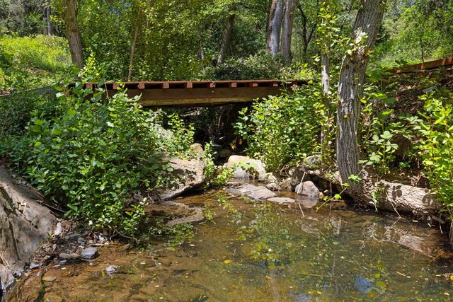 3560 Mining Brook Rd, Placerville, CA 95667