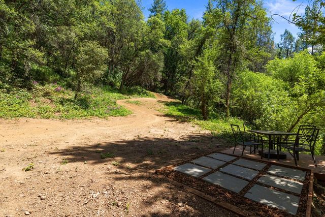 3560 Mining Brook Rd, Placerville, CA 95667