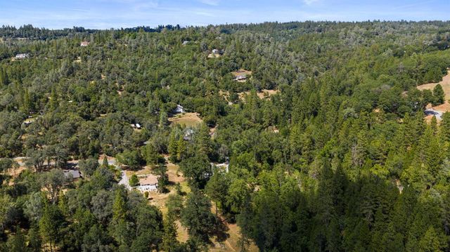3560 Mining Brook Rd, Placerville, CA 95667