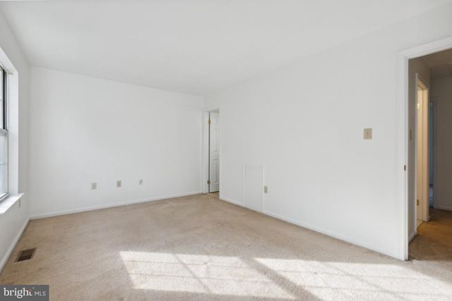 18221 FOX CHASE CIR, Olney, MD 20832
