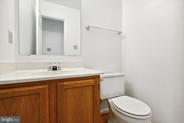 18221 FOX CHASE CIR, Olney, MD 20832