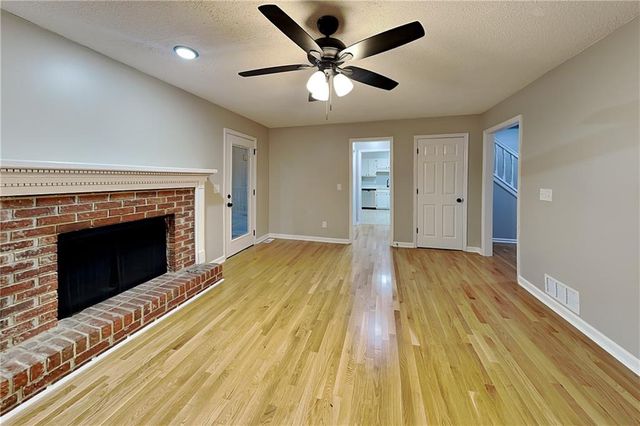 4241 Glenforest Way NE, Roswell, GA 30075