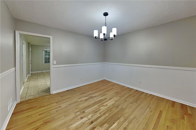 4241 Glenforest Way NE, Roswell, GA 30075