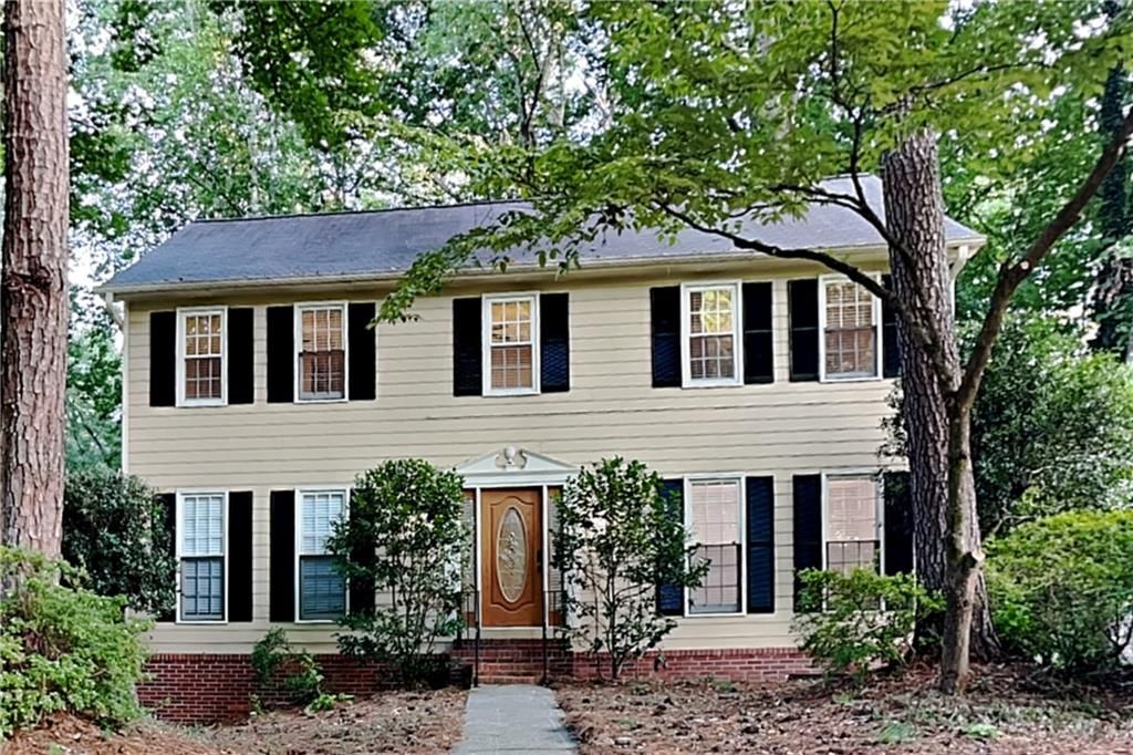 4241 Glenforest Way NE, Roswell, GA 30075