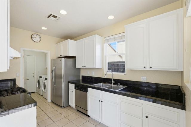 706 Ward Way, Folsom, CA 95630