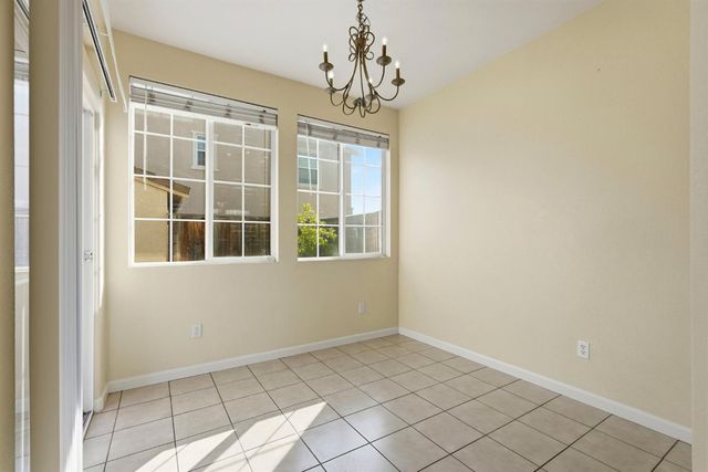 706 Ward Way, Folsom, CA 95630