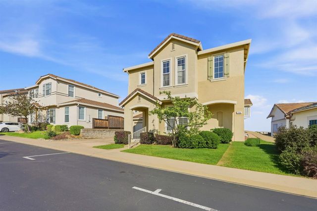 706 Ward Way, Folsom, CA 95630