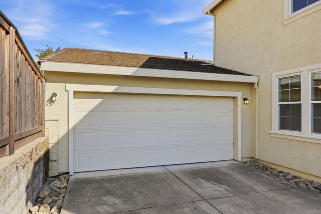 706 Ward Way, Folsom, CA 95630