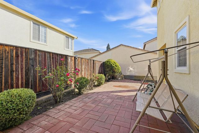 706 Ward Way, Folsom, CA 95630