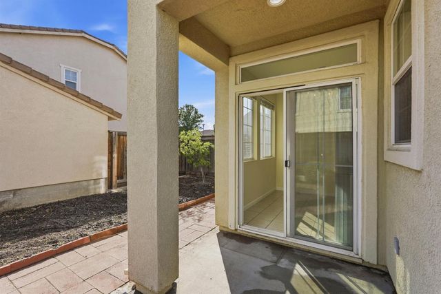 706 Ward Way, Folsom, CA 95630