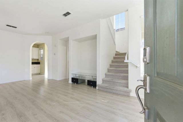 706 Ward Way, Folsom, CA 95630
