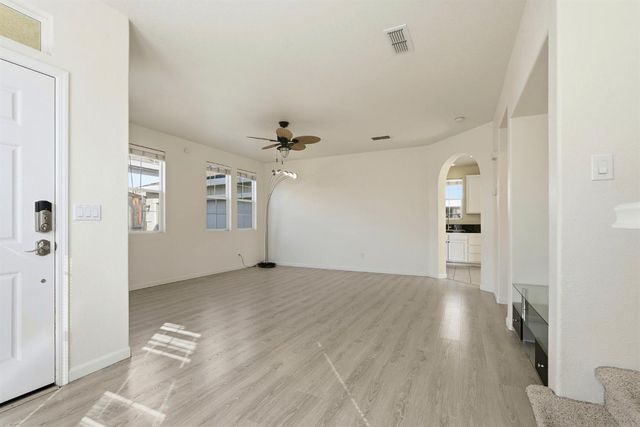 706 Ward Way, Folsom, CA 95630