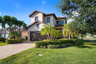 699 98th AVE N, Naples, FL 34108