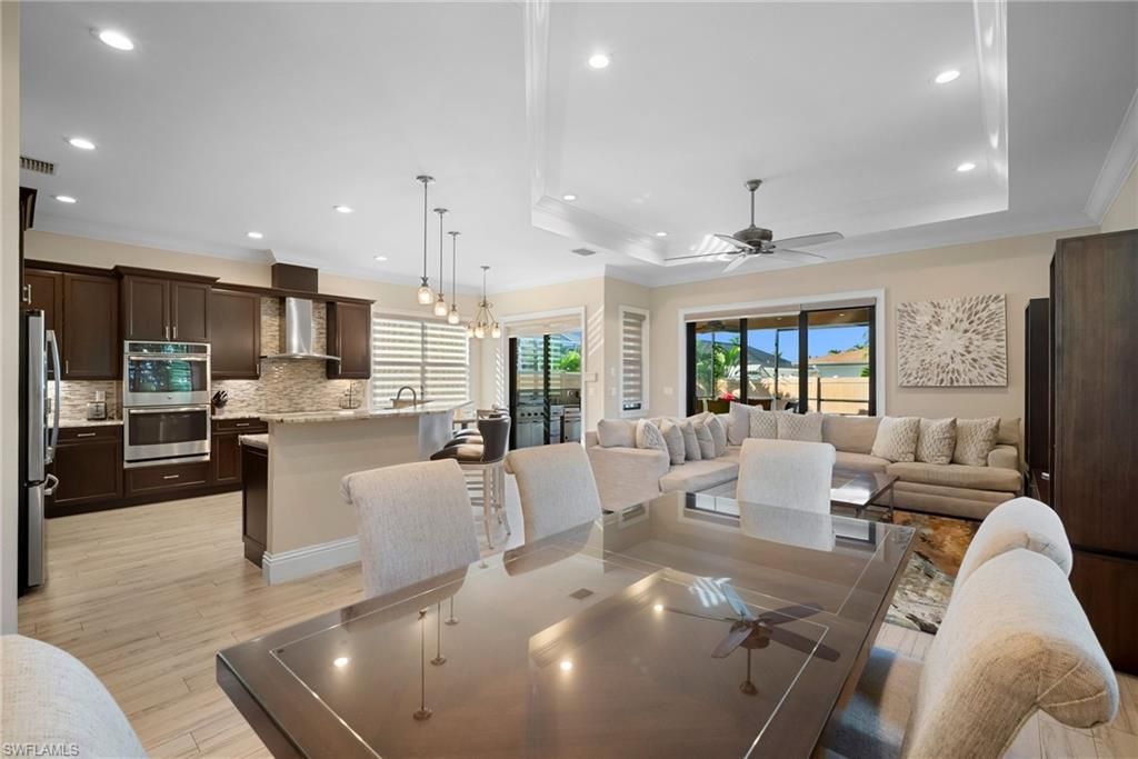 699 98th AVE N, NAPLES, FL 34108 — photo 4
