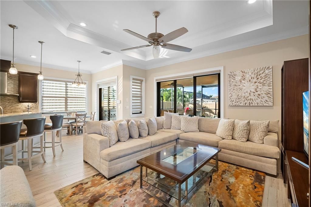 699 98th AVE N, NAPLES, FL 34108 — photo 5