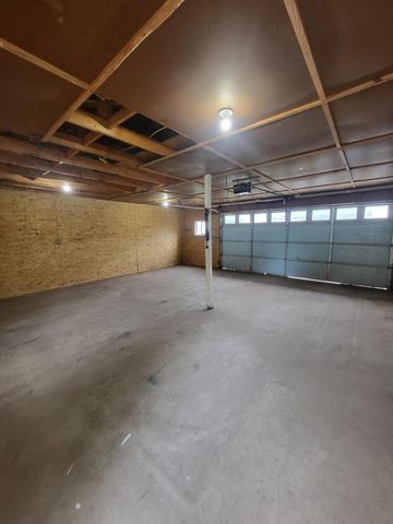 1003 8th Avenue NW, Miami, OK 74354