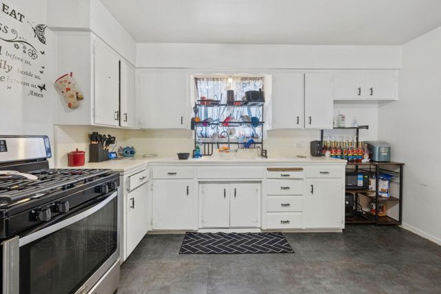 1728 S Church Street, Visalia, CA 93277