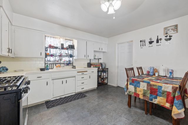 1728 S Church Street, Visalia, CA 93277