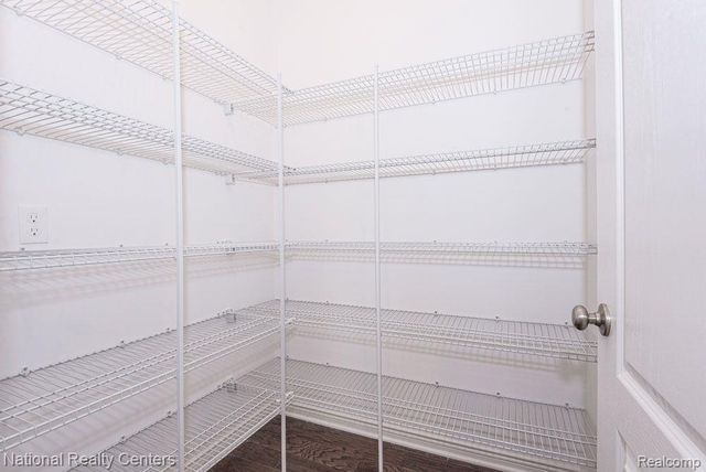 53234 Woodland Meadows, Chesterfield Township, MI 48047