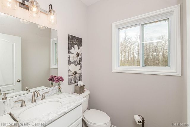 53234 Woodland Meadows, Chesterfield Township, MI 48047